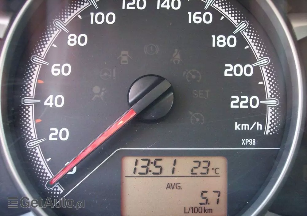 TOYOTA Yaris 1.0 Active