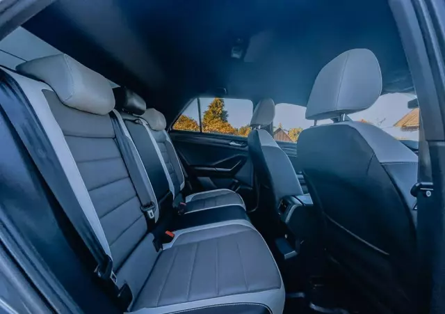 VOLKSWAGEN T-Roc 2.0 TSI 4Motion Premium DSG