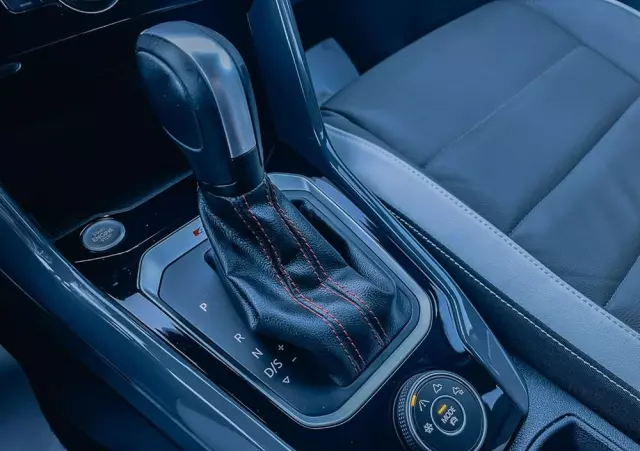 VOLKSWAGEN T-Roc 2.0 TSI 4Motion Premium DSG