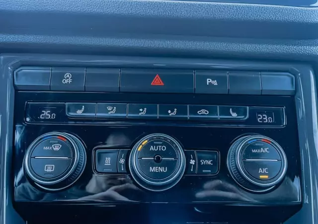 VOLKSWAGEN T-Roc 2.0 TSI 4Motion Premium DSG