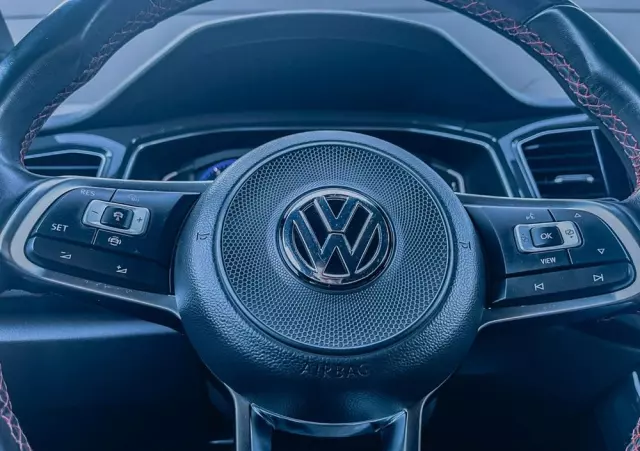 VOLKSWAGEN T-Roc 2.0 TSI 4Motion Premium DSG