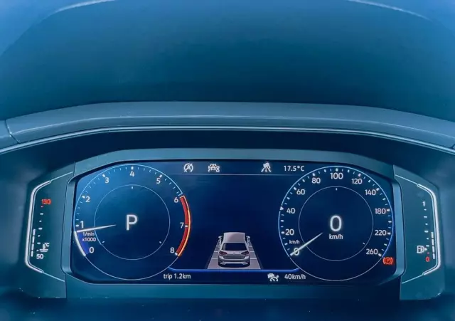 VOLKSWAGEN T-Roc 2.0 TSI 4Motion Premium DSG