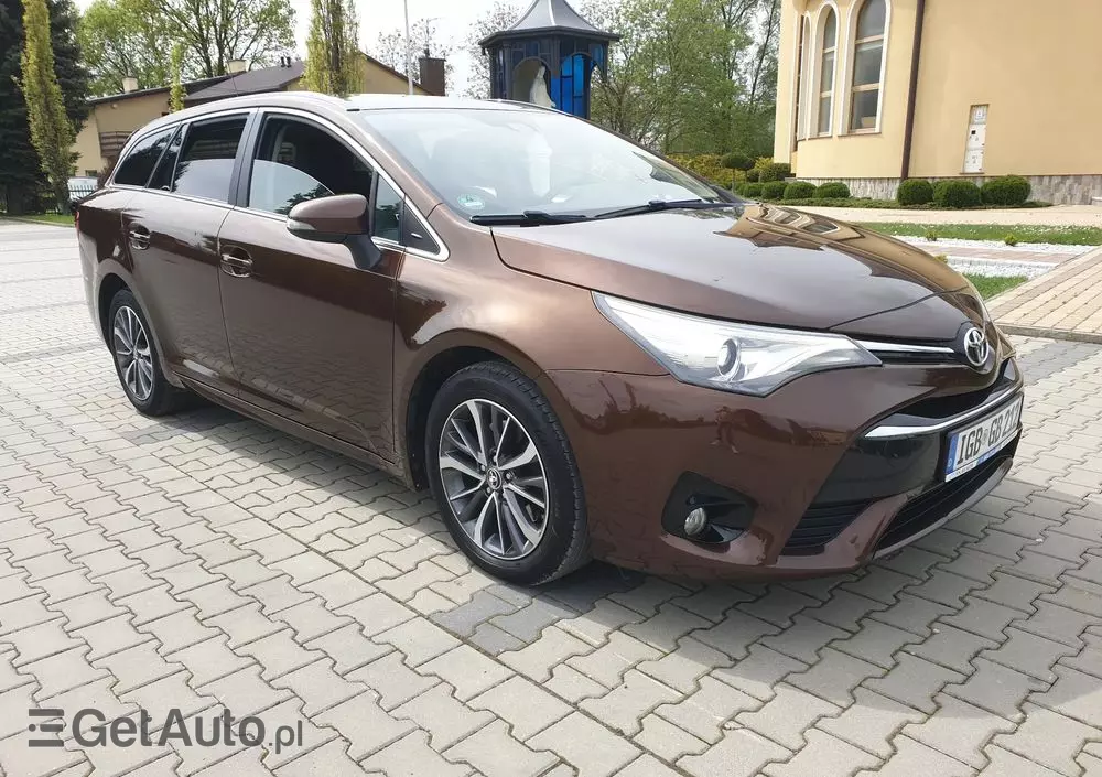 TOYOTA Avensis Touring Sports 2.0 D-4D Business Edition