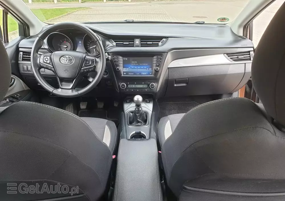 TOYOTA Avensis Touring Sports 2.0 D-4D Business Edition