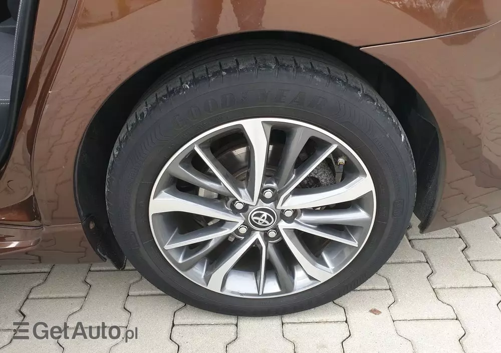 TOYOTA Avensis Touring Sports 2.0 D-4D Business Edition