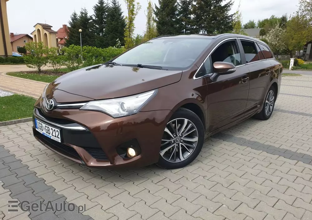 TOYOTA Avensis Touring Sports 2.0 D-4D Business Edition