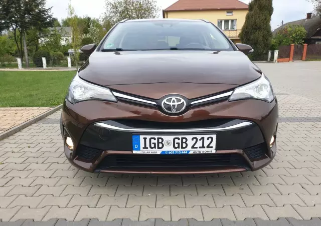 TOYOTA Avensis Touring Sports 2.0 D-4D Business Edition