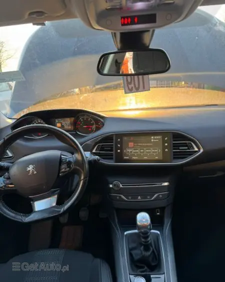 PEUGEOT 308 PureTech 130 Stop & Start Allure