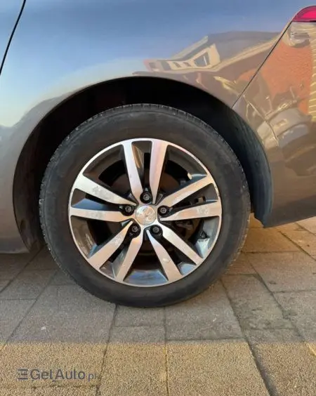 PEUGEOT 308 PureTech 130 Stop & Start Allure