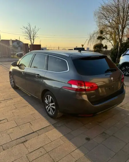 PEUGEOT 308 PureTech 130 Stop & Start Allure