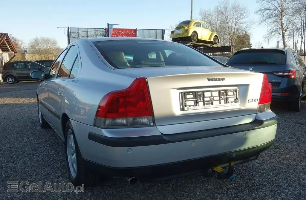 VOLVO S60 