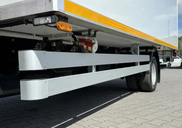 IVECO Daily 72C21 Mroźnia HI-MATIC Ściana Grodziowa Multitemperatura 