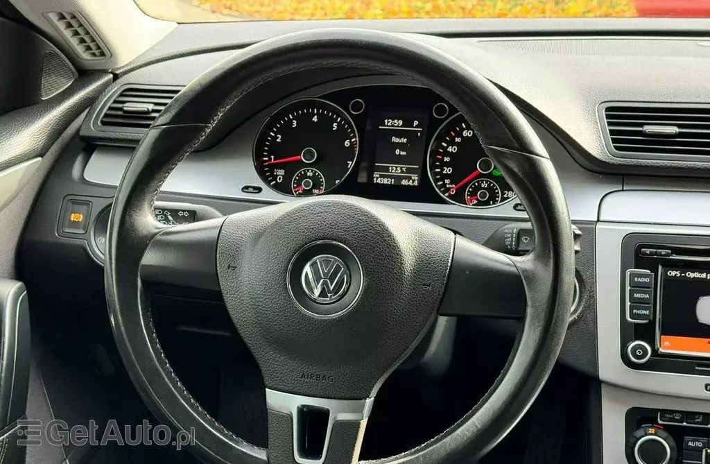 VOLKSWAGEN Passat Cc 