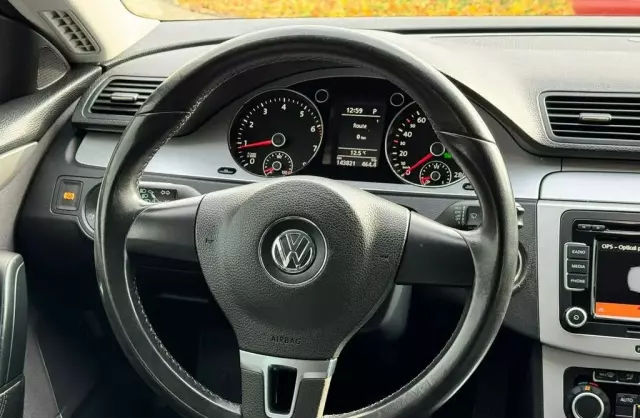 VOLKSWAGEN Passat Cc 