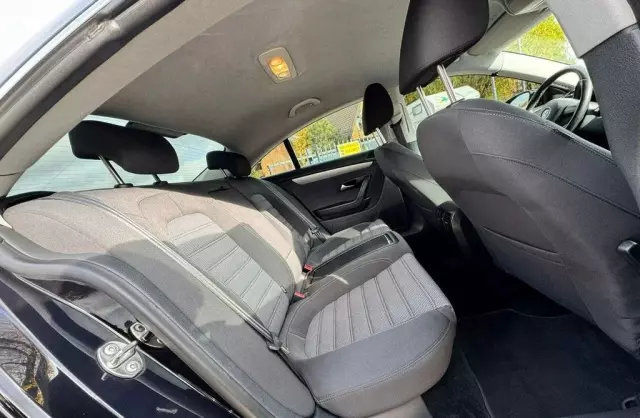 VOLKSWAGEN Passat Cc 