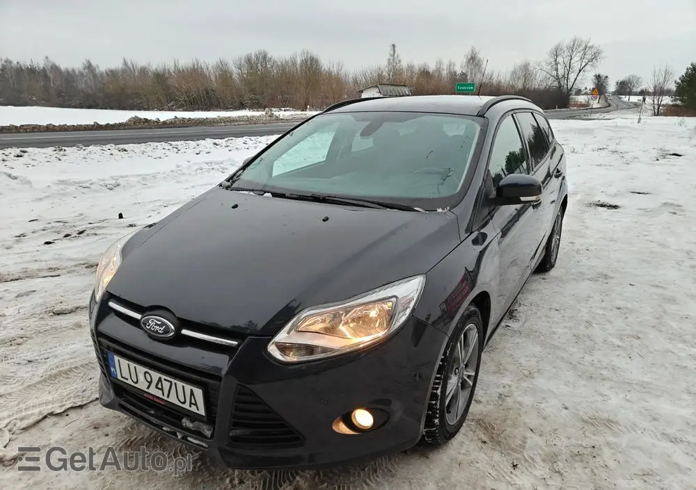 FORD Focus SW Ver-1-0-ecoboost-start--stopp--system-champions-edition