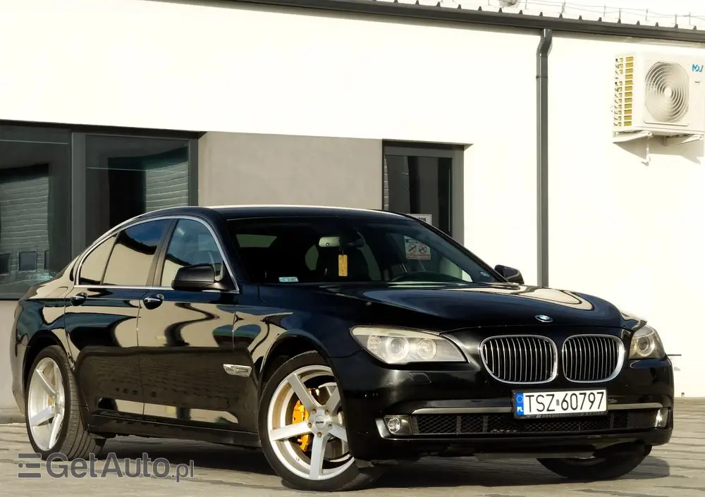 BMW Seria 7 740d
