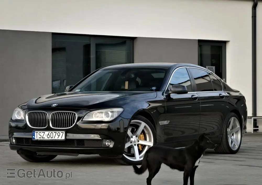 BMW Seria 7 740d