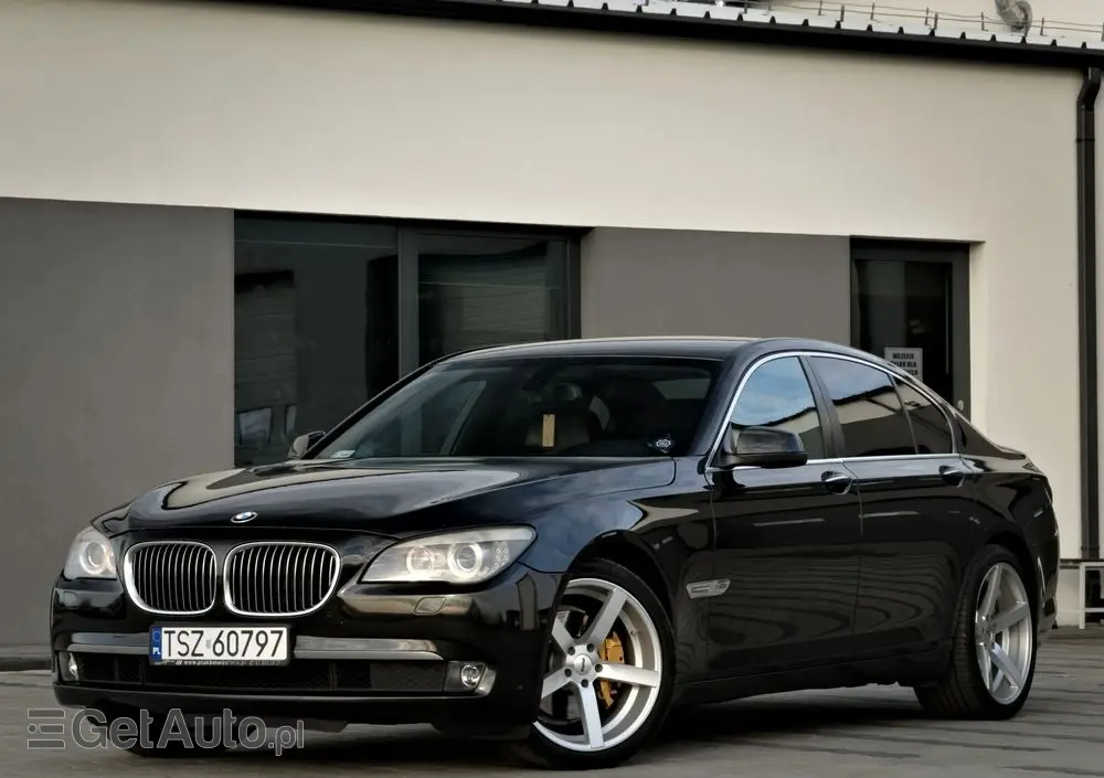 BMW Seria 7 740d