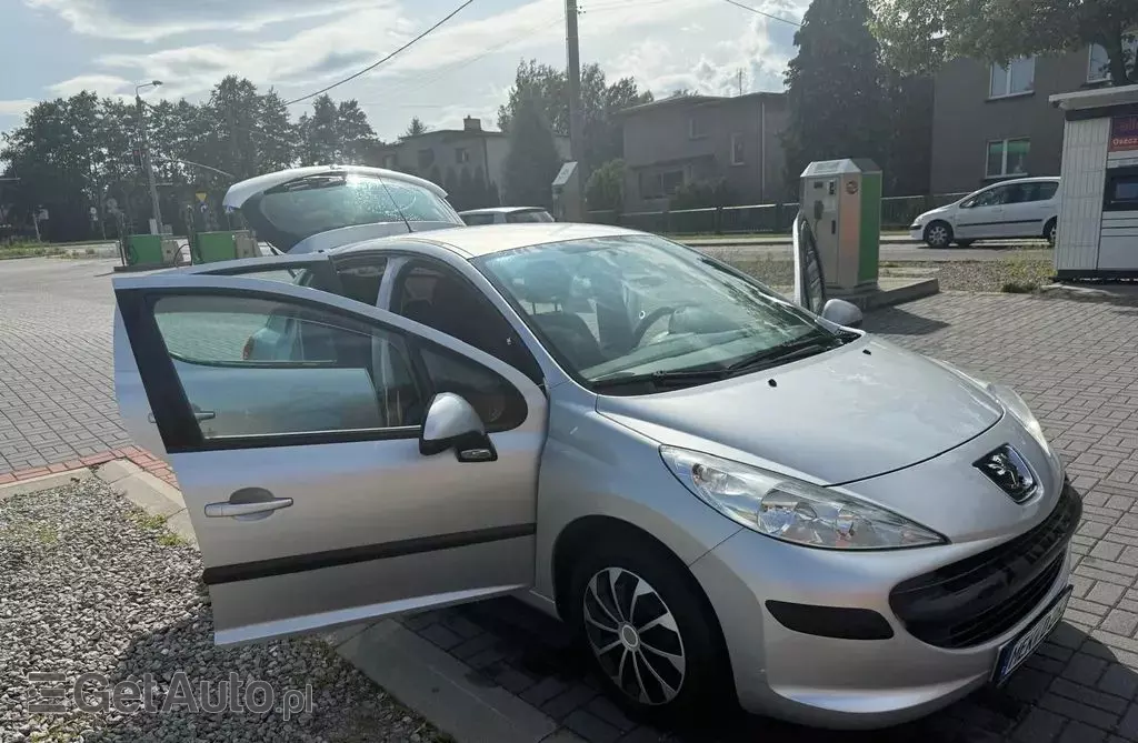 PEUGEOT 207 
