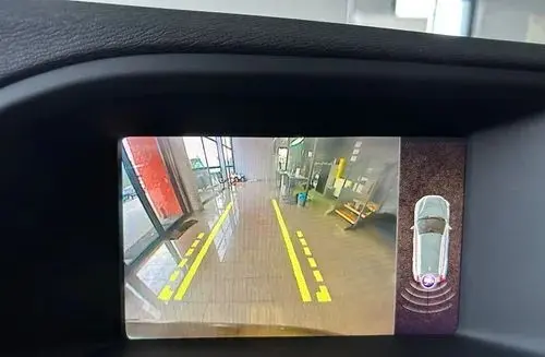 VOLVO V60 Cross Country 