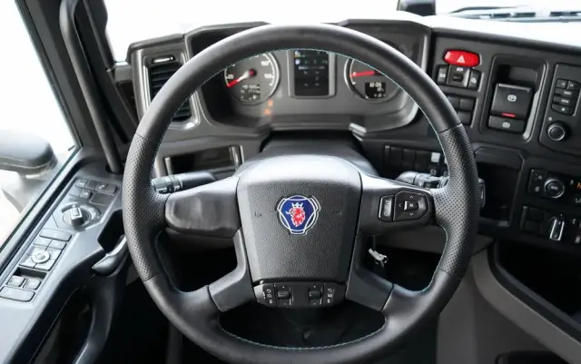 SCANIA R 450  / RETARDER / HYDRAULIKA / KLIMATYZACJA POSTOJOWA / ALUFELGI 