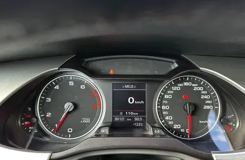 AUDI A4 