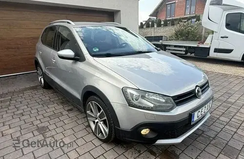 VOLKSWAGEN Polo Cross 