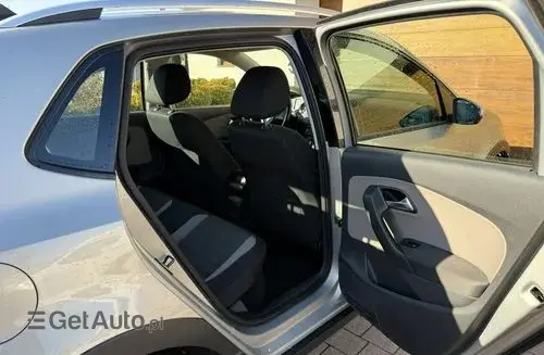 VOLKSWAGEN Polo Cross 