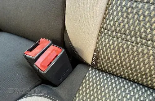 VOLKSWAGEN Polo Cross 