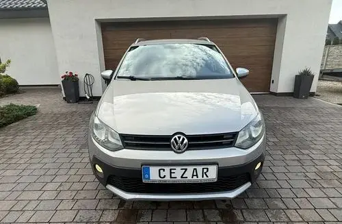 VOLKSWAGEN Polo Cross 