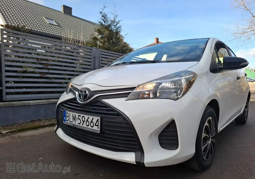 TOYOTA Yaris 