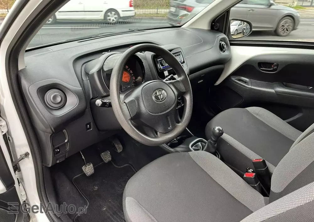 TOYOTA Aygo 