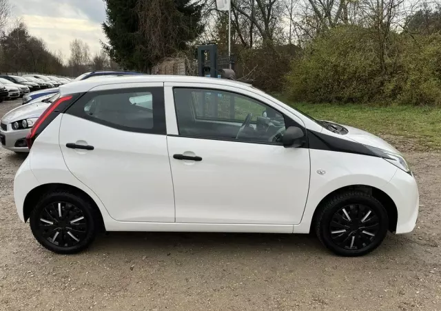 TOYOTA Aygo 