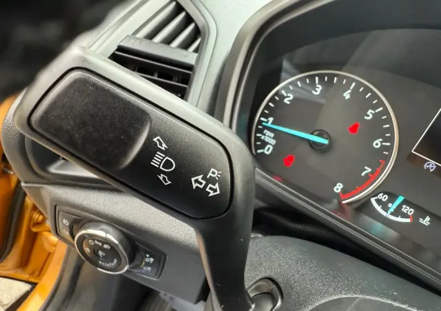 FORD EcoSport 1.0 EcoBoost COOL&CONNECT