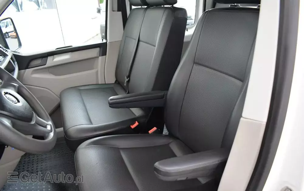 VOLKSWAGEN TRANSPORTER T6 DOKA 