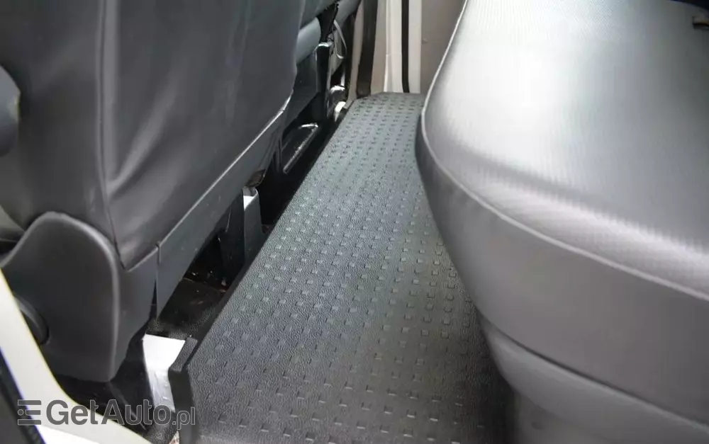 VOLKSWAGEN TRANSPORTER T6 DOKA 