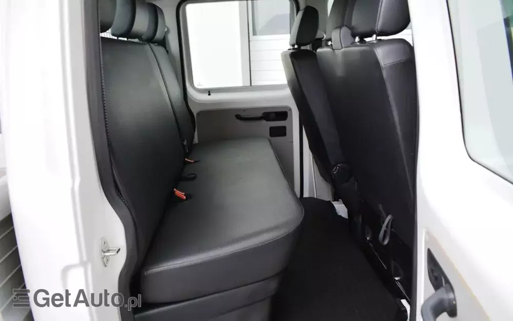 VOLKSWAGEN TRANSPORTER T6 DOKA 