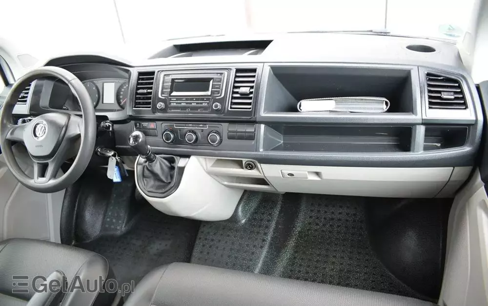 VOLKSWAGEN TRANSPORTER T6 DOKA 