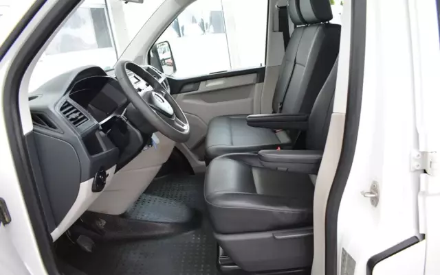 VOLKSWAGEN TRANSPORTER T6 DOKA 