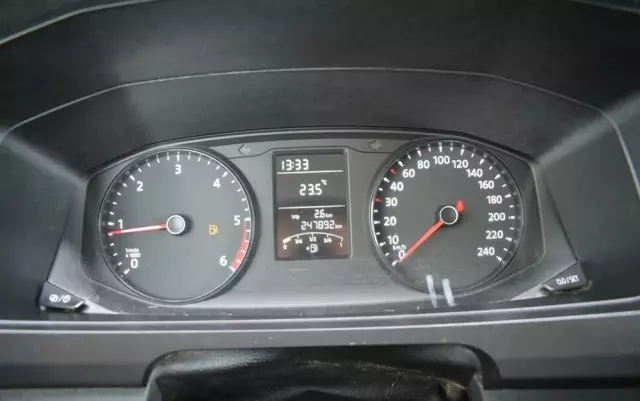 VOLKSWAGEN TRANSPORTER T6 DOKA 