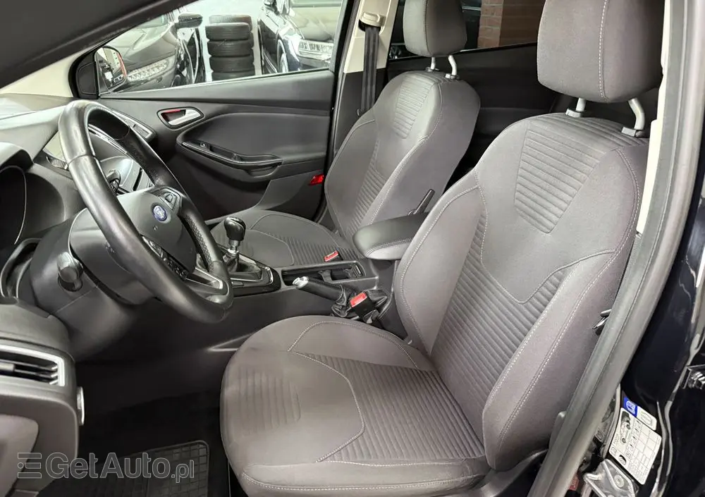 FORD Focus 1.0 EcoBoost Titanium