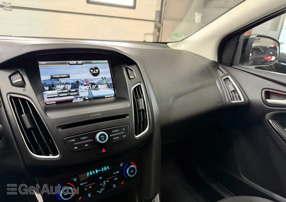 FORD Focus 1.0 EcoBoost Titanium