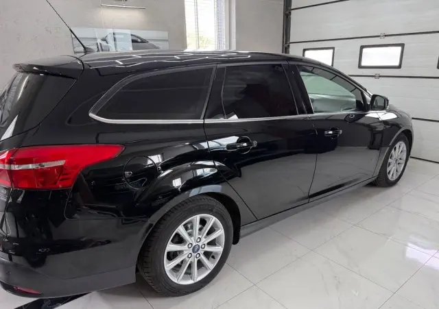 FORD Focus 1.0 EcoBoost Titanium