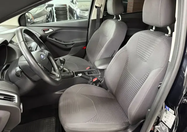 FORD Focus 1.0 EcoBoost Titanium
