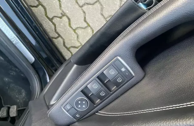 MERCEDES-BENZ Klasa A 