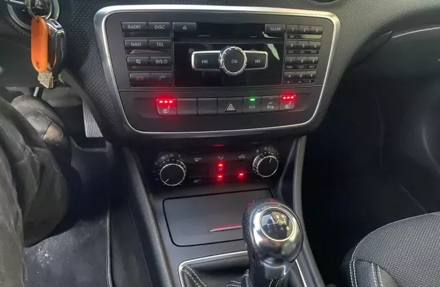 MERCEDES-BENZ Klasa A 