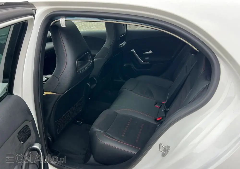 MERCEDES-BENZ Klasa A 200 d 4Matic 8G-DCT AMG Line
