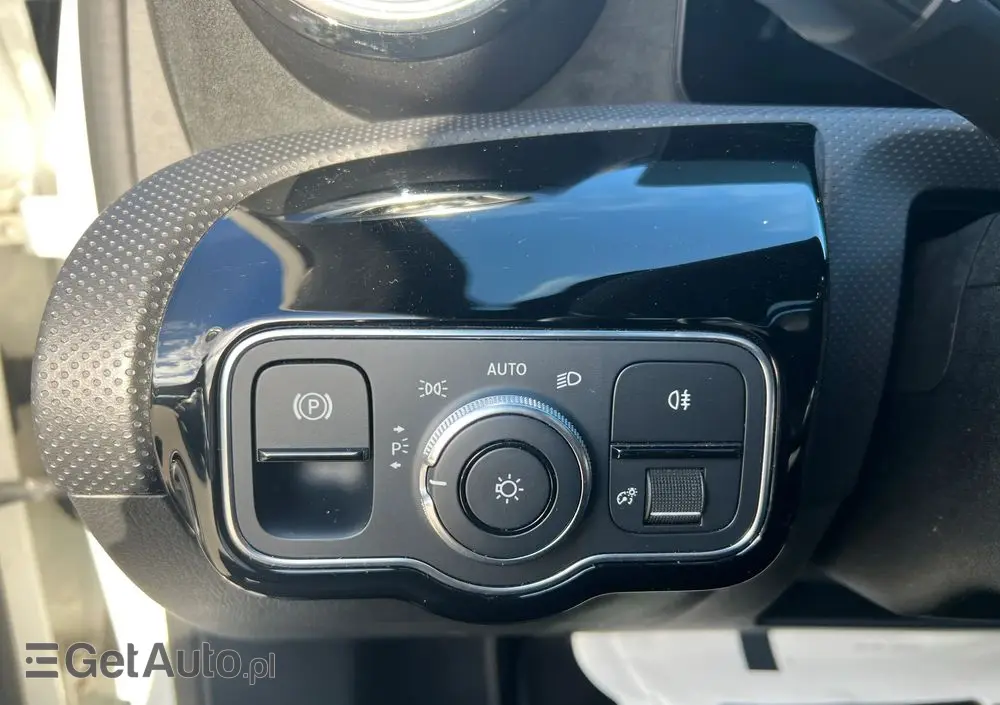 MERCEDES-BENZ Klasa A 200 d 4Matic 8G-DCT AMG Line