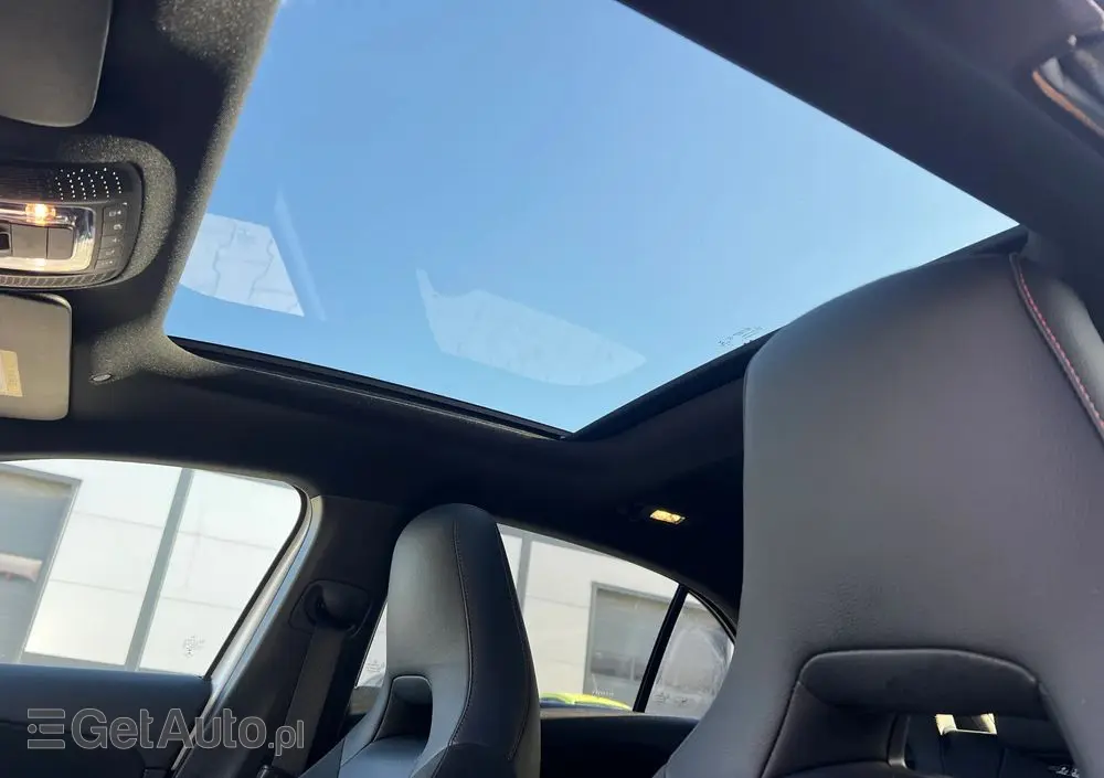 MERCEDES-BENZ Klasa A 200 d 4Matic 8G-DCT AMG Line